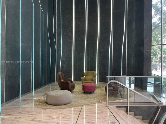 Building Photo - 1000 Brickell Plaza