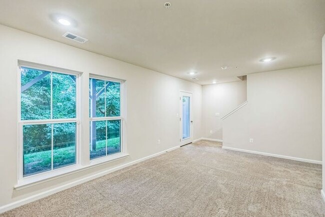Building Photo - 9582 Killenney Pl