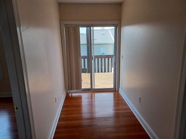 Building Photo - 365 Tall Oak Blvd NW