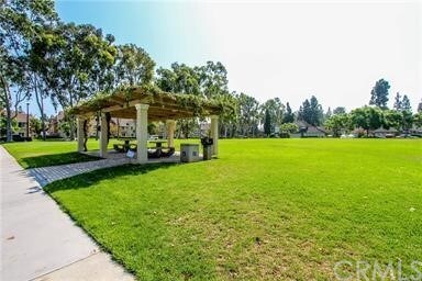 Building Photo - 44 Windjammer