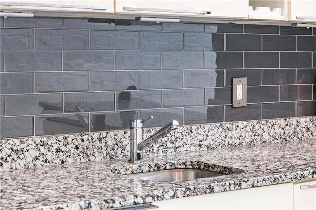 Building Photo - 210 Walker St SW