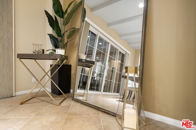 Building Photo - 61 Via Santo Tomas Dr