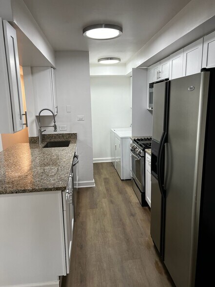 Building Photo - 7909 163rd Ct