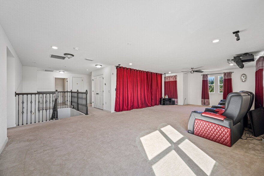 Building Photo - 12171 Moss Lake Loop