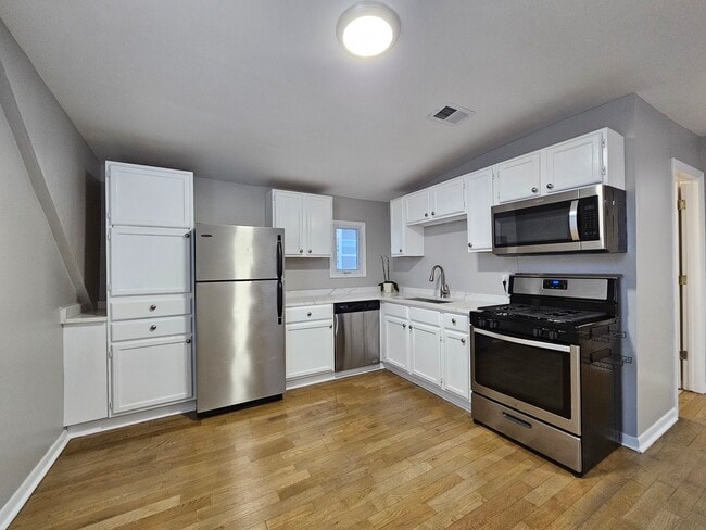 Building Photo - 2623 N Emmett St