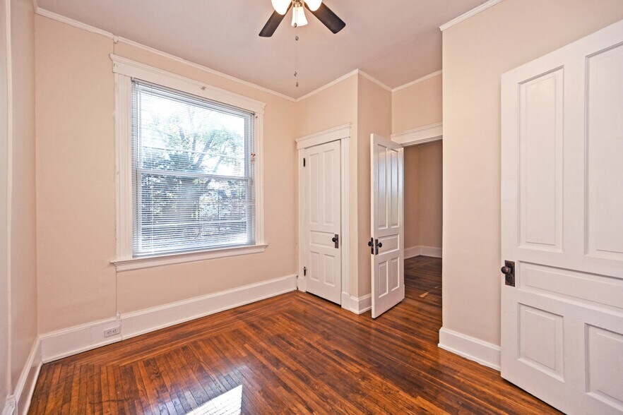 Building Photo - 1415 Locust St