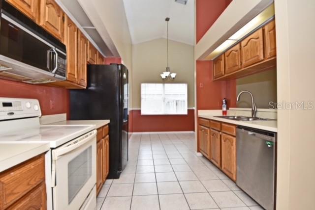 Building Photo - 889 Silversmith Cir