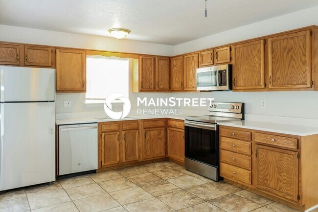 Building Photo - 3 Bedroom Pet-Friendly Home in SHEPHERDSVI...