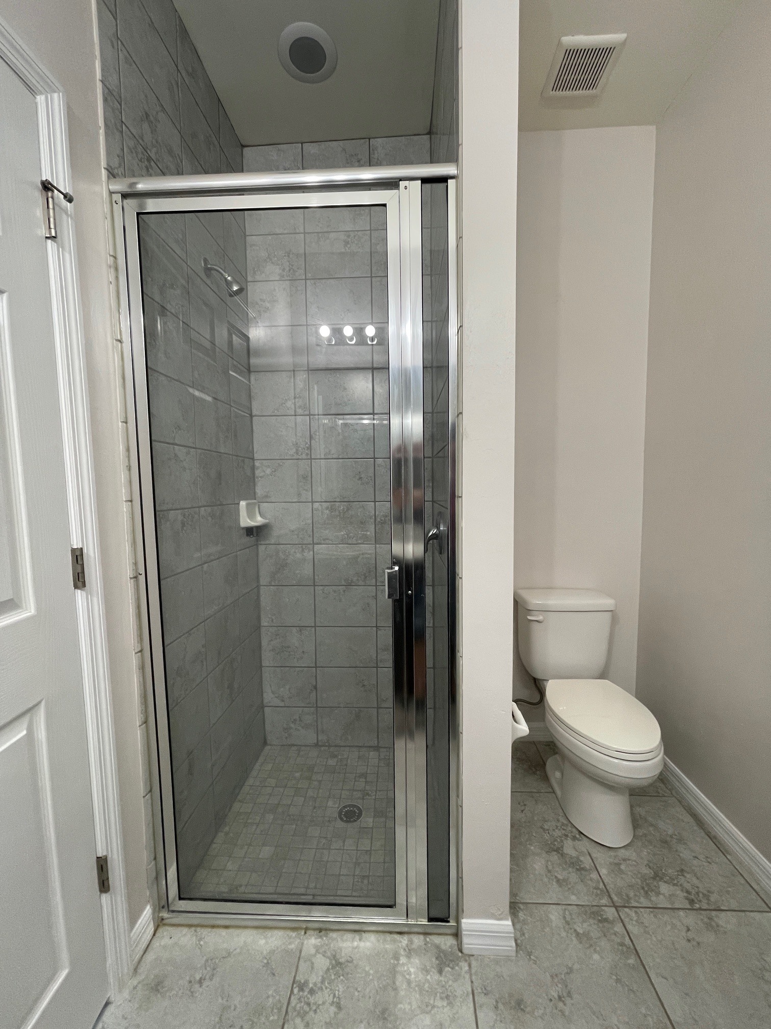 Primary Shower - 24484 Zephyr Ct