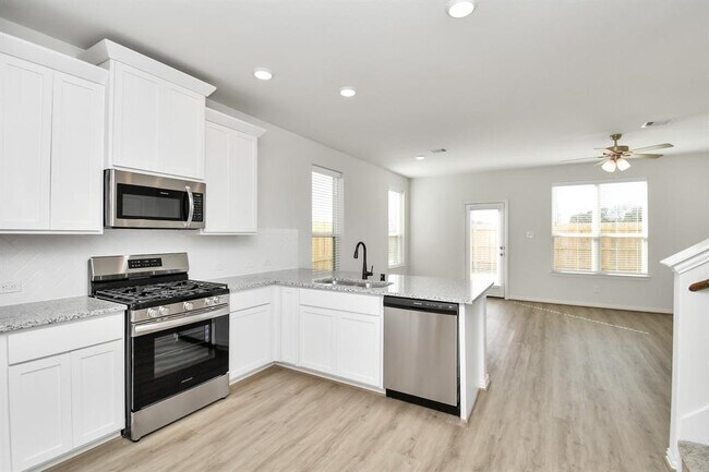 Building Photo - 1534 Revolution Way