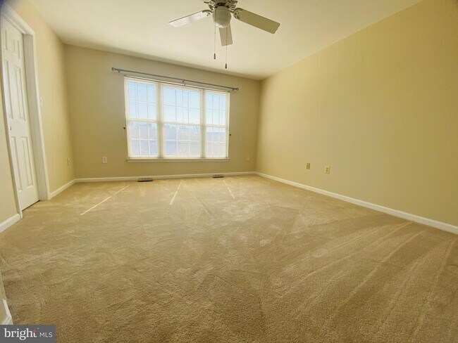 Building Photo - 12888 Hunterbrook Dr
