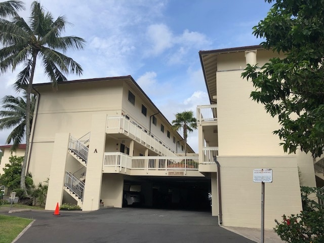 Exterior of Building - 350 Aoloa St