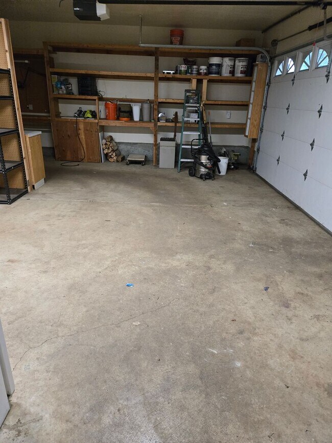 Building Photo - 13652 SE Richey Rd