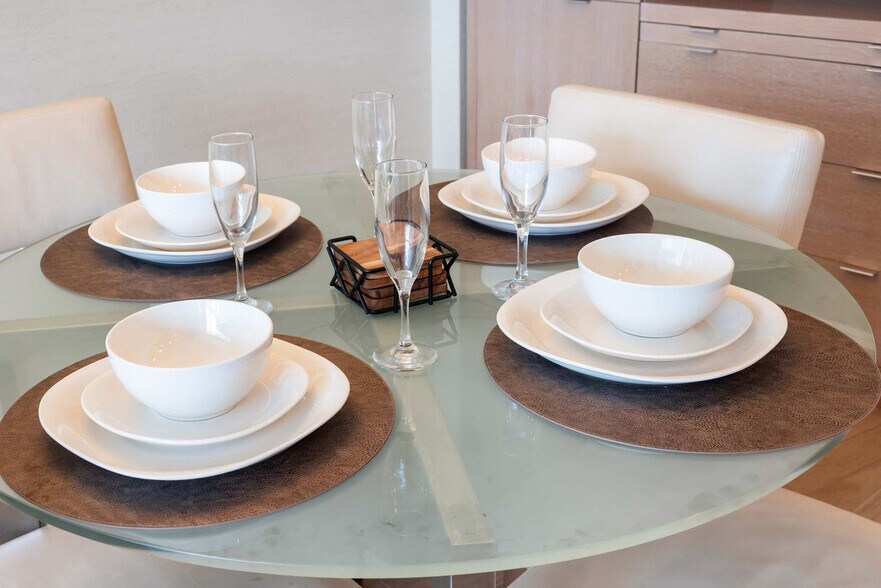 Building Photo - 1395 Brickell Bay Dr