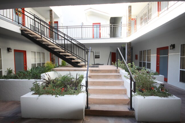 Building Photo - 3722 Sawtelle Blvd
