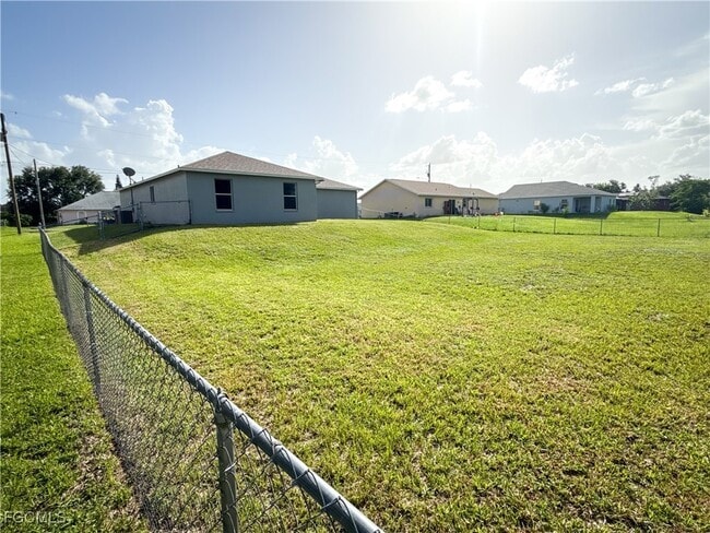 Building Photo - 809 Sea Urchin Cir