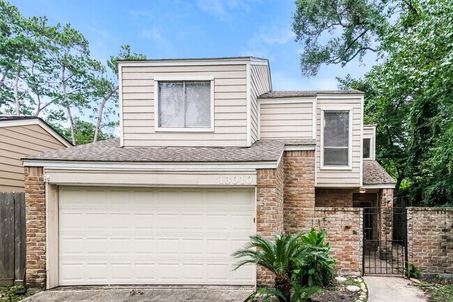 Primary Photo - 13010 Ravensway Dr