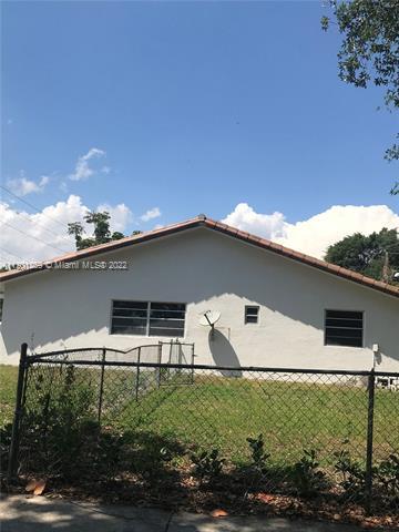 Building Photo - 12193 SW 82nd Ave