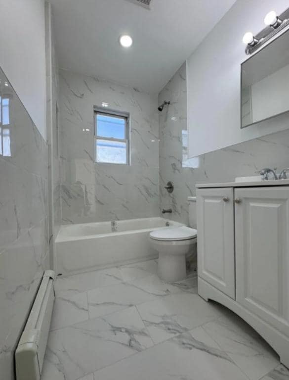 Building Photo - 159th Street