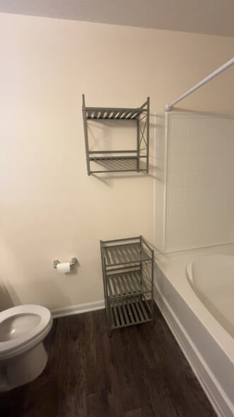 Building Photo - 2054 Nottoway Woods Ln