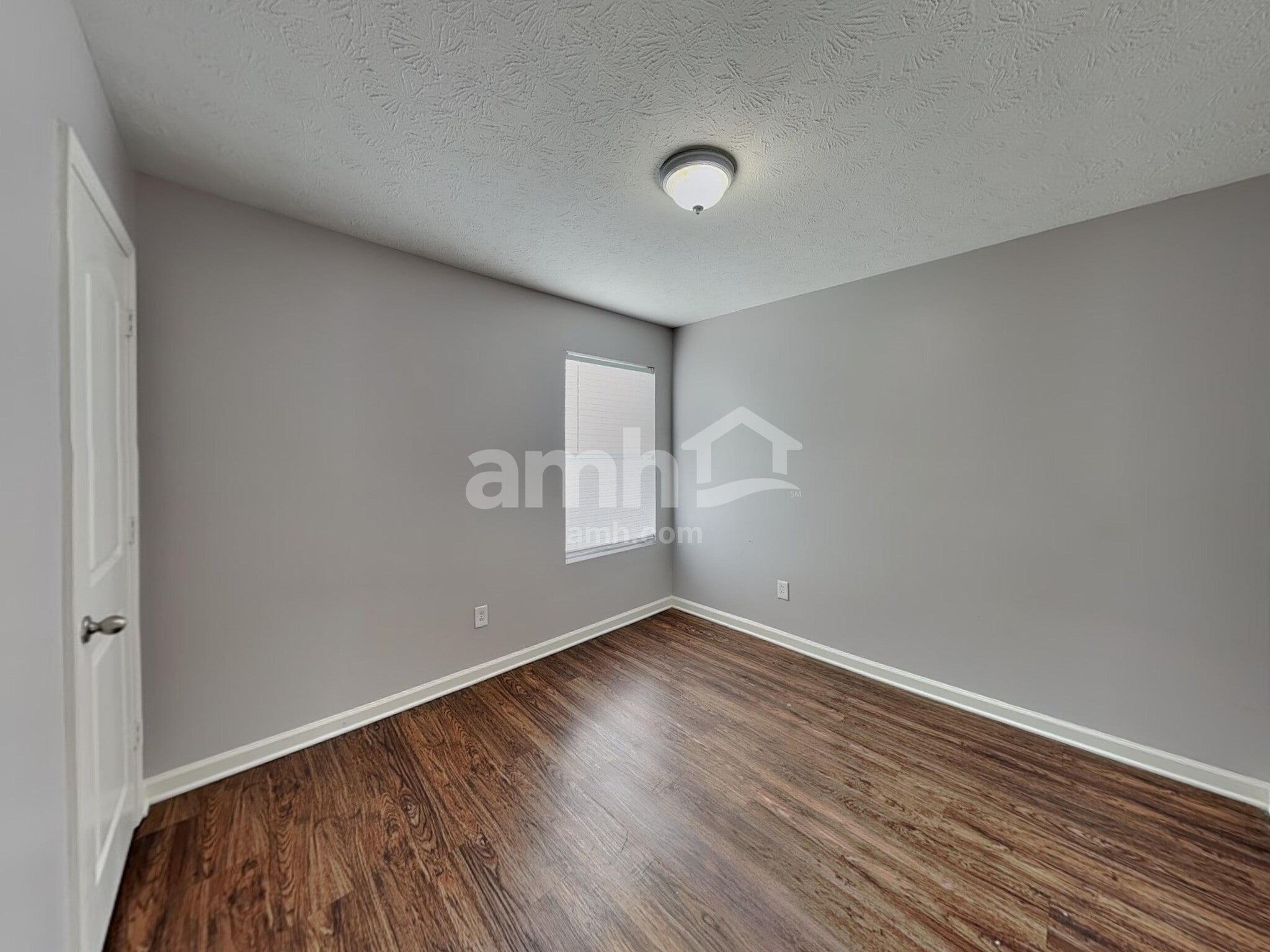 Building Photo - 784 Aerostar Court