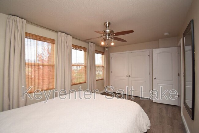 Building Photo - 10533 S Oquirrh Lk Rd