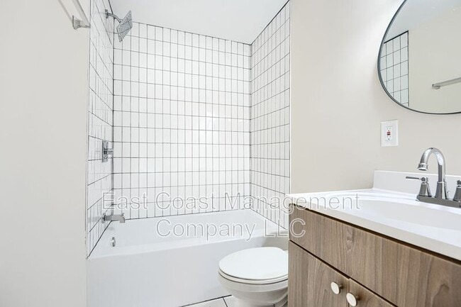 Building Photo - 3028 Chelsea Terrace