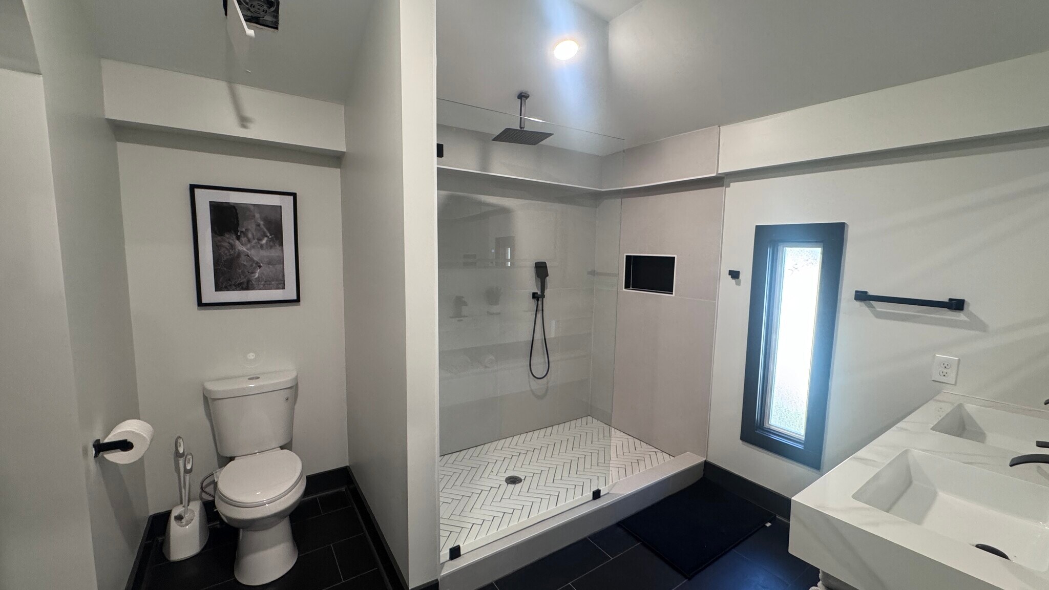 Building Photo - 2054 Fargo Pl SE