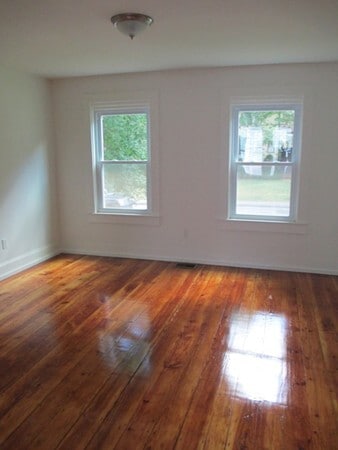 Building Photo - 5 Westerly St