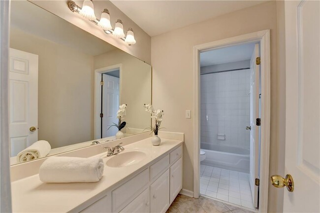 Building Photo - 4910 Wimborne Ct