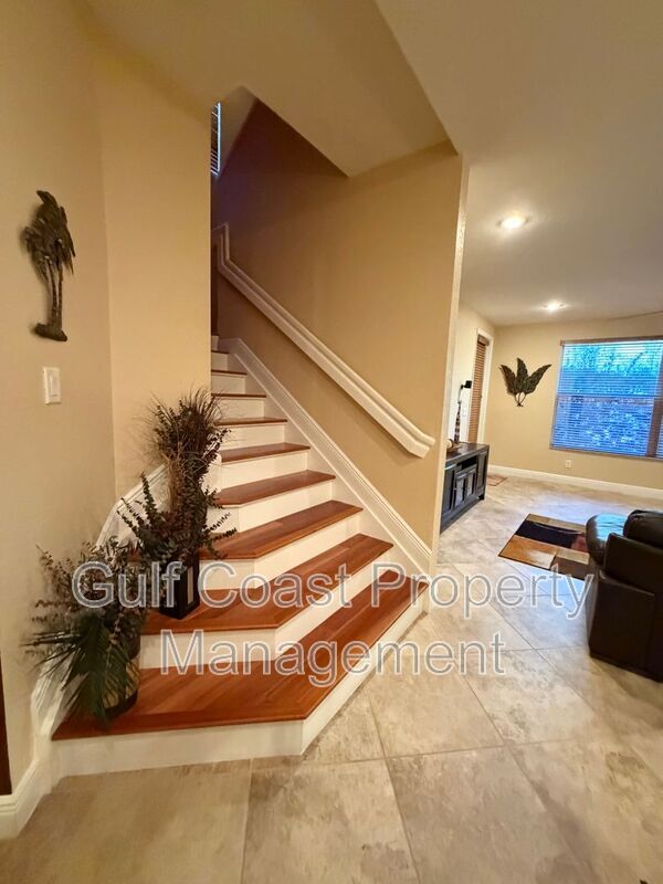 Building Photo - 17560 Brickstone Loop