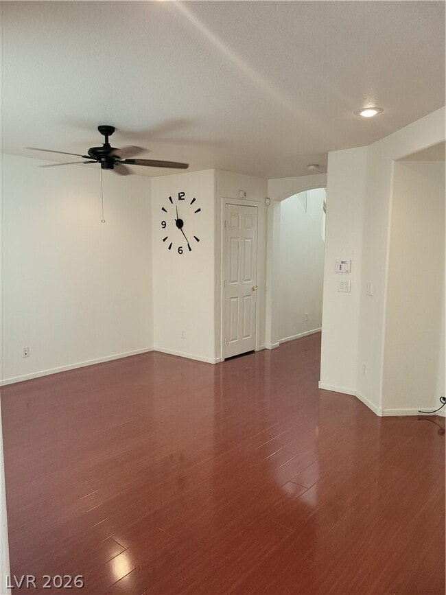 Building Photo - 9275 Hollander Ave