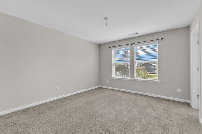 Building Photo - 4701 Kia Dr