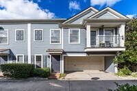 Building Photo - 1425 W 26th St