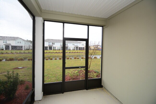 Building Photo - 344 Redbud Rd