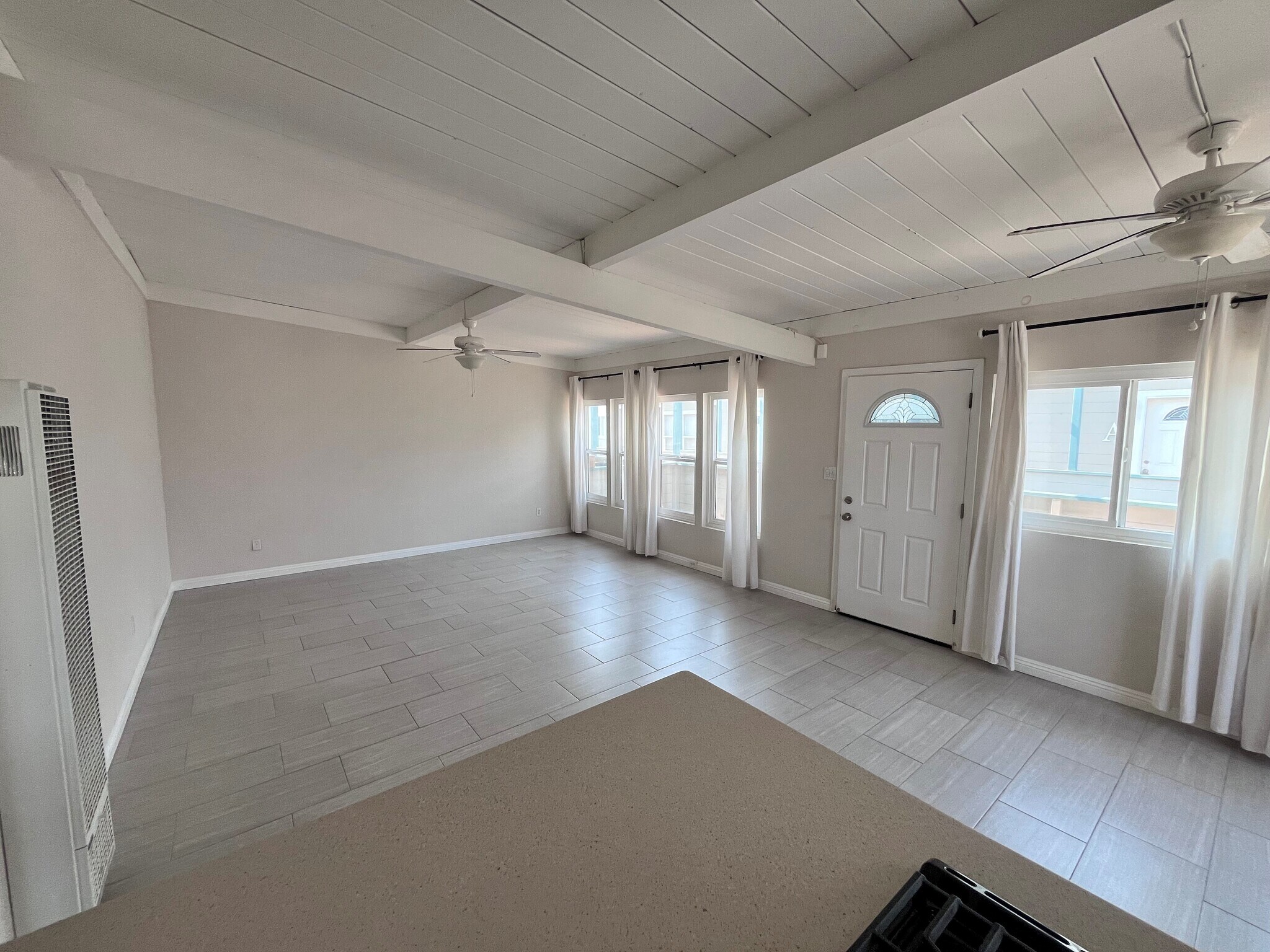 Building Photo - 1680 Seacoast Dr