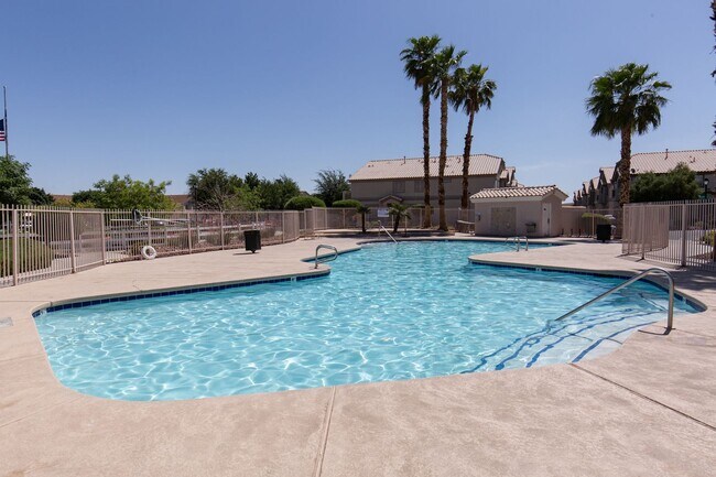 Building Photo - Two bedroom townhome with garage in gated ...