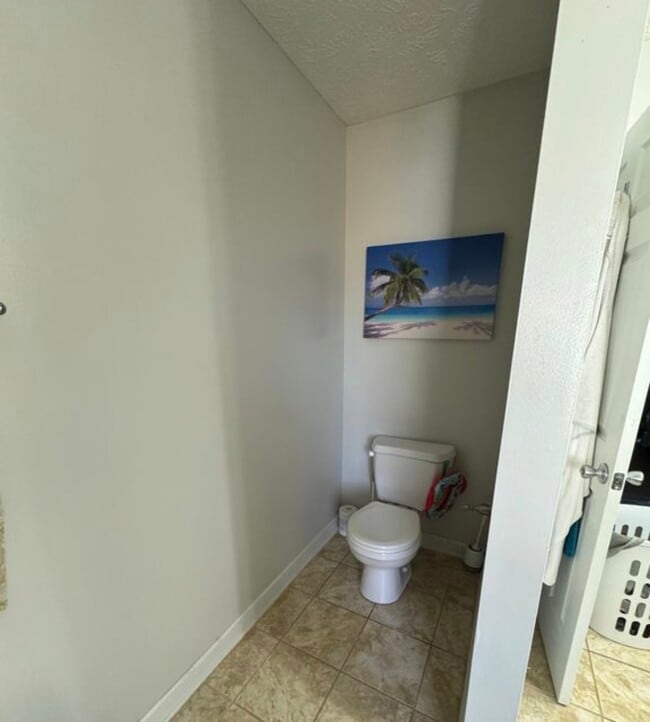 Building Photo - 159 Tidworth Ct