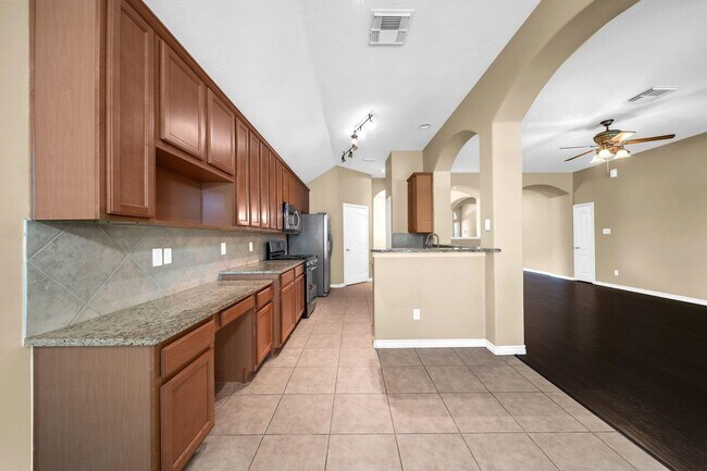 Building Photo - 13823 Cane Valley Ct