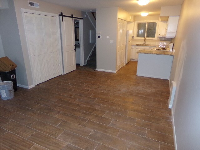 Building Photo - BCR 5557 Canterbury Lane- COPY