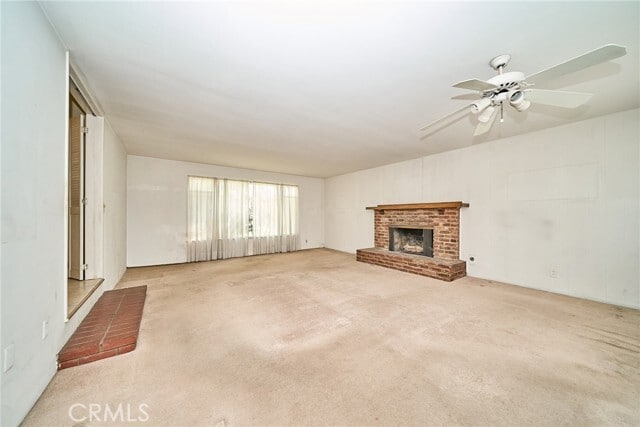 Building Photo - 315 E Las Flores Ave