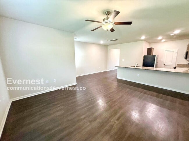 Building Photo - 6316 Rainbow Row