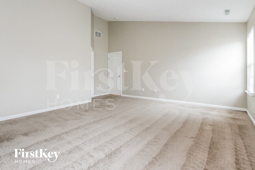 Building Photo - 6032 Pennyworth Cir