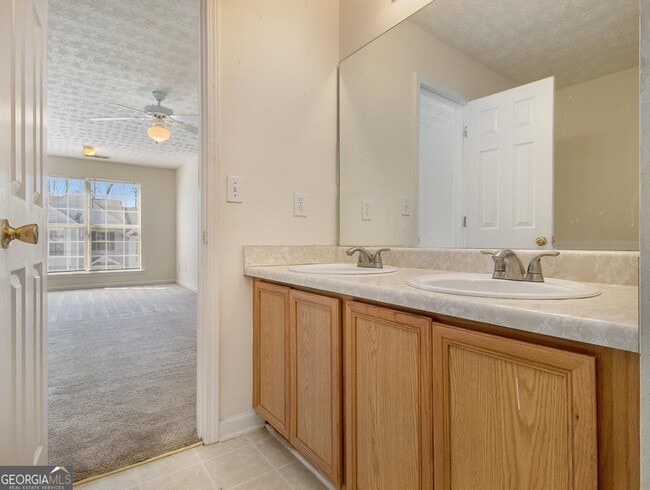 Building Photo - 3757 Harvest Dr