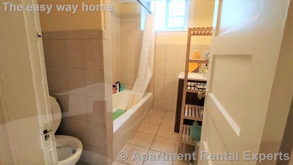 Building Photo - 156 Magazine St