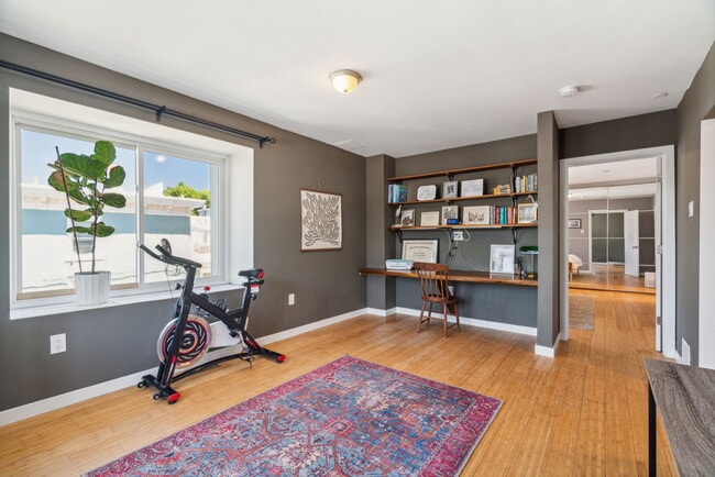 Building Photo - 3863 Terrace St