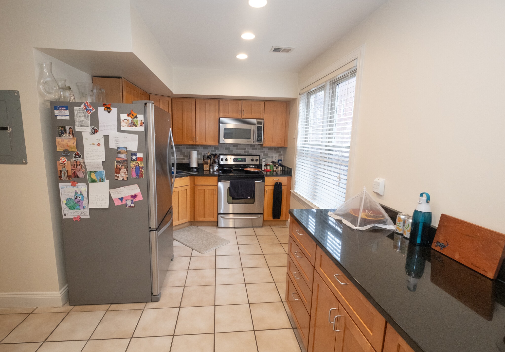 Kitchen - 1479 A St NE