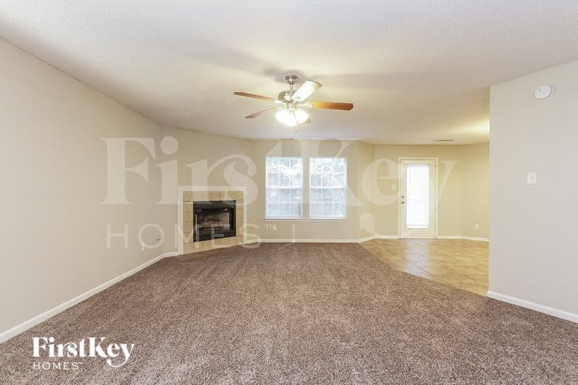 Building Photo - 5121 Flame Way