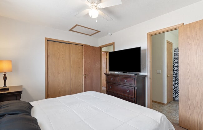 Primary Photo - 1256 Ancestra Dr