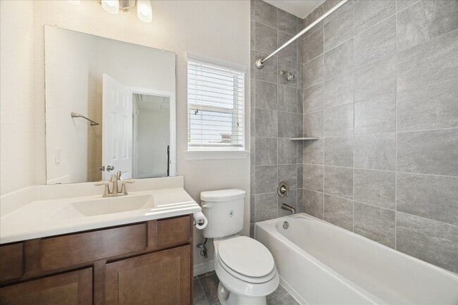 Building Photo - 10709 Madden Oaks Pl